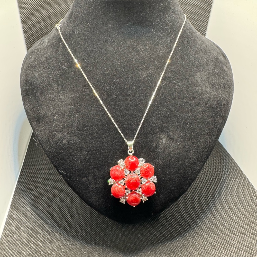 Vibrant Garnet & White Topaz Floral Pendant (CHAIN NOT INCLUDED) NWOT